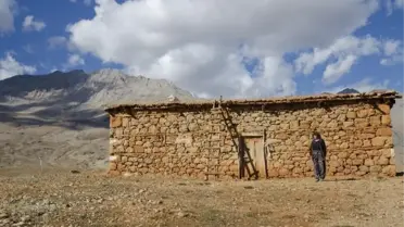 Ovacık'ın Toprak Evleri Azalmaya Başladı