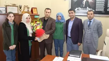 Öğrenciler Müdür Tünçmen'e Kitap Okuma Sözü Verdi