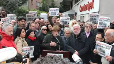 Sanatçılardan Cumhuriyet Gazetesi'ne Destek