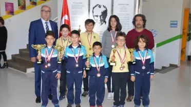 Başak Koleji Öğrencileri Satranç Turnuvasına Damga Vurdu