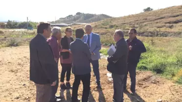 Kurucuova arasına ortak kullanımlı halı sahalar yapılıyor