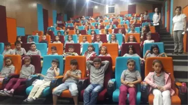 Kepez'den Çocuklara Ücretsiz Sinema