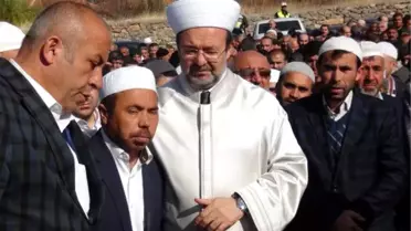 Cami Lojmanındaki Yangında Ölen 3 Kız Kardeş Toprağa Verildi