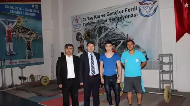 Milletvekili Tunç Milli Halterciyi Kutladı