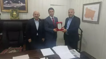 Kızılay, Baykan Kaymakamı Kocabey'e Plaket Verildi