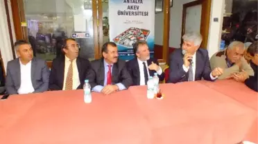Akev Üniversitesi Heyeti Kadriyeliler'le Buluştu