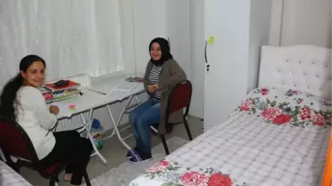 Bu Evlerde Üniversite Öğrencileri Ücretsiz Kalıyor