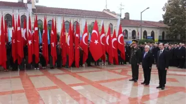 Büyük Önder Atatürk'ü Anıyoruz