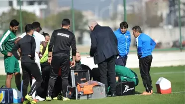 Bursaspor'da Büyük Şok, Antrenman Maçında Ayağı Kırıldı