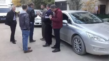 Otomobilde Bıraktığı İçinde 50 Bin Lira Bulunan Çantası Çalındı