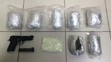 İzmir'de Uyuşturucuya Geçit Yok