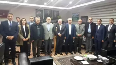 Bakan Yardımcısı Ersoy'dan Altınova Belediyesi'ne Ziyaret