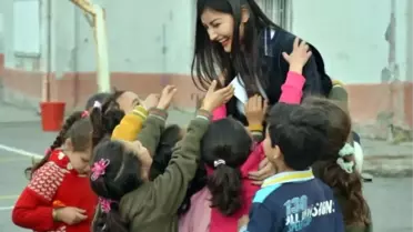Kyk'lı Gençler Dişlere ve Kalplere Dokundu