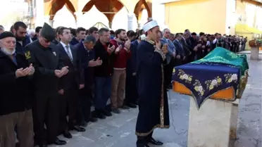 Sarılarak Öldüler, Yan Yana Defnedildiler
