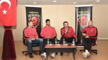 Nesine.com Eskişehir Basket Oyuncuları Panele Katıldı