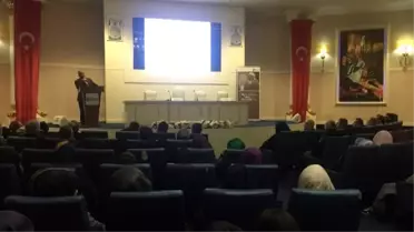 Ümraniye Belediyesinde Hoca Ahmed Yesevi Paneli Düzenlendi