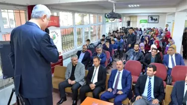 Yeşilyurt Belediye Başkanı Polat Gençlerle Bir Araya Geldi