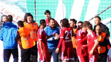 Ümraniyespor, Sivasspor'u Farklı Geçti