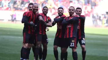 Eskişehirspor'un Yeni Evindeki İlk Gol Hasan Hüseyin'den