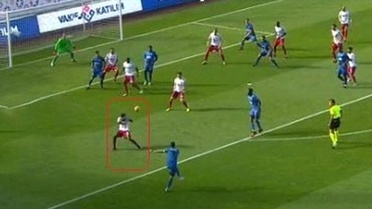 Kasımpaşa - Karabükspor Maçında Kural Hatası Yapıldı