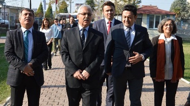 Vali Güvençer'den Ahmetli Ziyareti