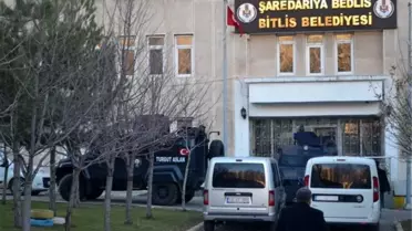 Bitlis Belediyesi'ne Operasyon! Belediye Eş Başkanları Gözaltında