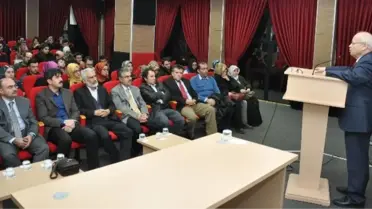 Konya'da, 'Şehir Konferansları' Devam Ediyor