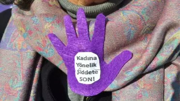 Kadına Yönelik Şiddete 'Dur' Diyebilmek İçin Farkındalık Standı Açtılar