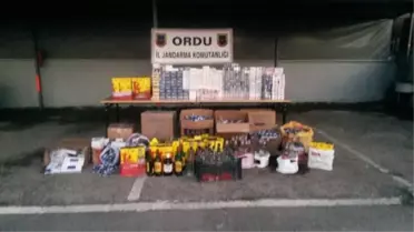 Ünye'de Kaçak Sigara ve İçki Ele Geçirildi