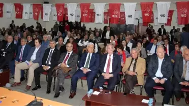 Alban'dan Partililere 'Sosyal Medya' Uyarısı
