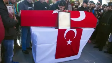 Bitlis Şehidini Uğurladı
