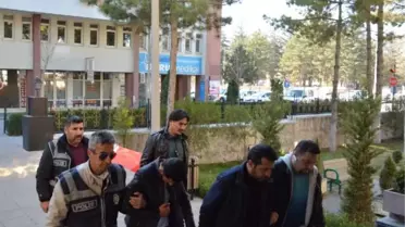 Sahte Altın Satıcıları Tutuklandı