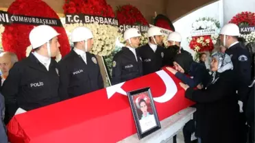 Salihli Şehidini Uğurladı