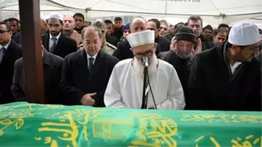 Bakan Akdağ'ın Dayısının Cenazesinde Yoğun Güvenlik Önlemi