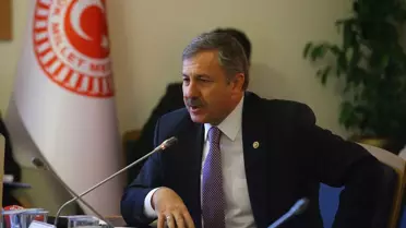 AK Parti'li Özdağ: Gülen-Papa Görüşmesine Aracılık Edeni Duyduğunuzda Yer Yerinden Oynayacak