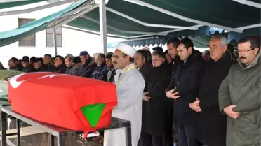 Eski Milletvekili Yıldırır, Toprağa Verildi