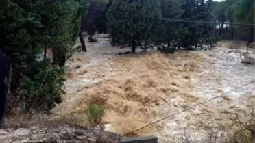 Çanakkale'de Şehitlik Yolu Onarım Nedeniyle Trafiğe Kapandı