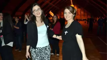 Gönül Elçileri 'Parisi'n Tek Radyosu Pimg'i Yaşatalım' Etkinliğinde Buluştu