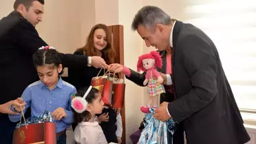 Bilecik Valisi Elban, Çocuklarla Buluştu
