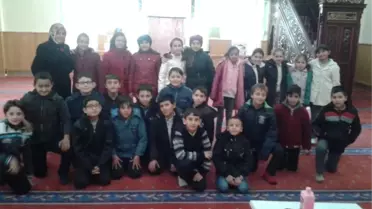 Öğrenciler Camiyi Ziyaret Etti