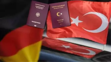 Cdu'dan Çifte Vatandaşlıkta Geri Adım