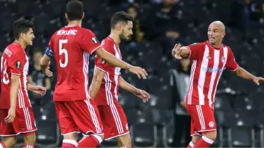 Osmanlıspor'un Rakibi Olympiakos Liderliğini Sürdürdü
