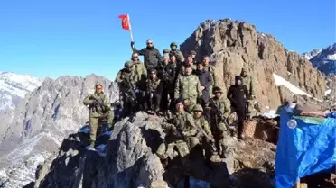 Vali Toprak'tan Dağlıca Taburu'na Ziyaret