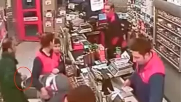 Pusetten Telefonu Böyle Çaldı