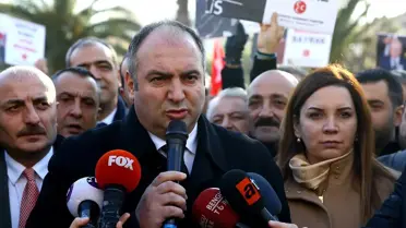 Teröre Lanet, Şehitlere Saygı Yürüşü' Yapıldı