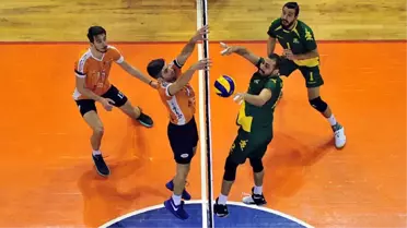 Voleybol: Efeler Ligi