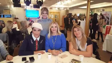 Deniz Akkaya'dan Kelebek Hastası Çocuklara Destek