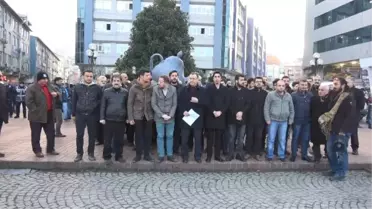 Rize'de Atatürk Anıtı Valilik Önündeki Tören Alanına Konuldu (3)