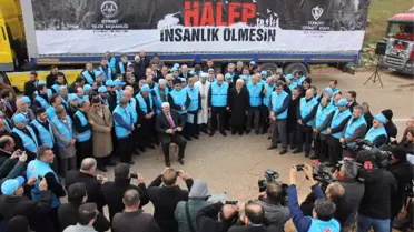 Diyanet'in Yardım Tırları Dualar Eşliğinde İdlib'e Yolcu Edildi