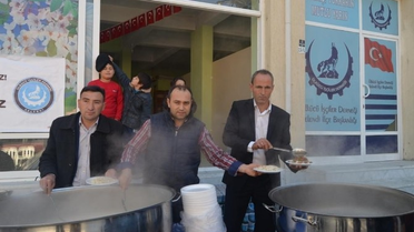 Selendi'de Şehitler İçin Pilav Hayrı